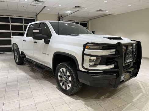 Used 2024 Chevrolet Silverado 2500 Custom w/ Custom Convenience Package AWD/4WD image 7