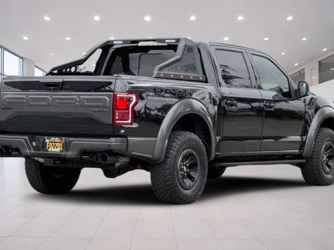 Used 2018 Ford F150 Raptor w/ Equipment Group 802A Luxury AWD/4WD image 4