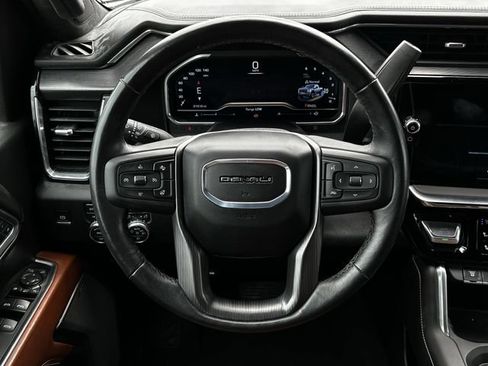 Used 2024 GMC Sierra 2500 Denali Ultimate AWD/4WD image 13
