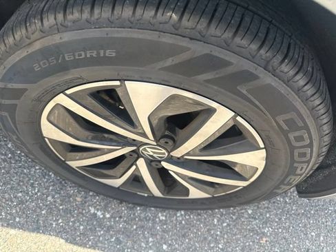 Used 2025 Volkswagen Jetta S FWD image 22