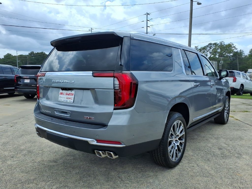 New 2026 GMC Yukon XL Denali w/ Denali Reserve Package AWD/4WD image 7