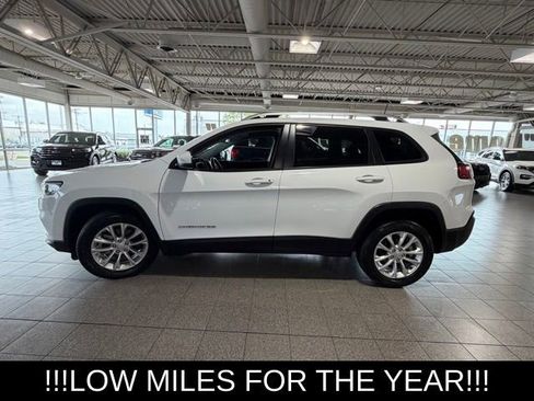Used 2021 Jeep Cherokee Latitude FWD image 5