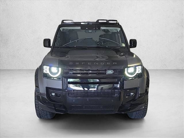 Used 2022 Land Rover Defender 110 S AWD/4WD image 2