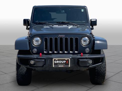 Used 2017 Jeep Wrangler Unlimited Rubicon AWD/4WD image 4