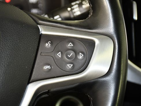 Used 2024 GMC Terrain SLT AWD/4WD image 21