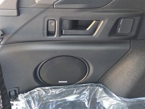 Used 2025 Subaru Outback Limited w/ Popular Package #2 image 15