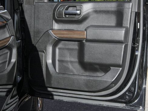 Used 2020 Chevrolet Silverado 1500 RST w/ All-Star Edition image 41