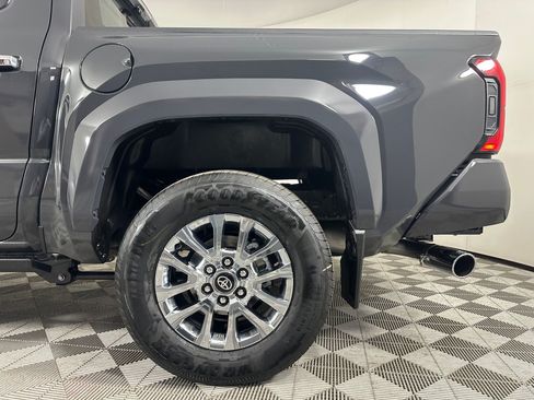 Used 2026 Toyota Tacoma Limited w/ Tow Tech Package AWD/4WD image 27
