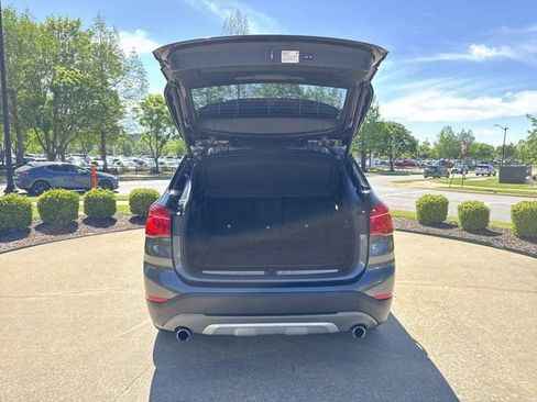 Used 2018 BMW X1 xDrive28i w/ Convenience Package AWD/4WD image 24