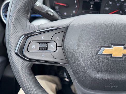 New 2026 Chevrolet Trax LS w/ LS Convenience Package FWD image 20