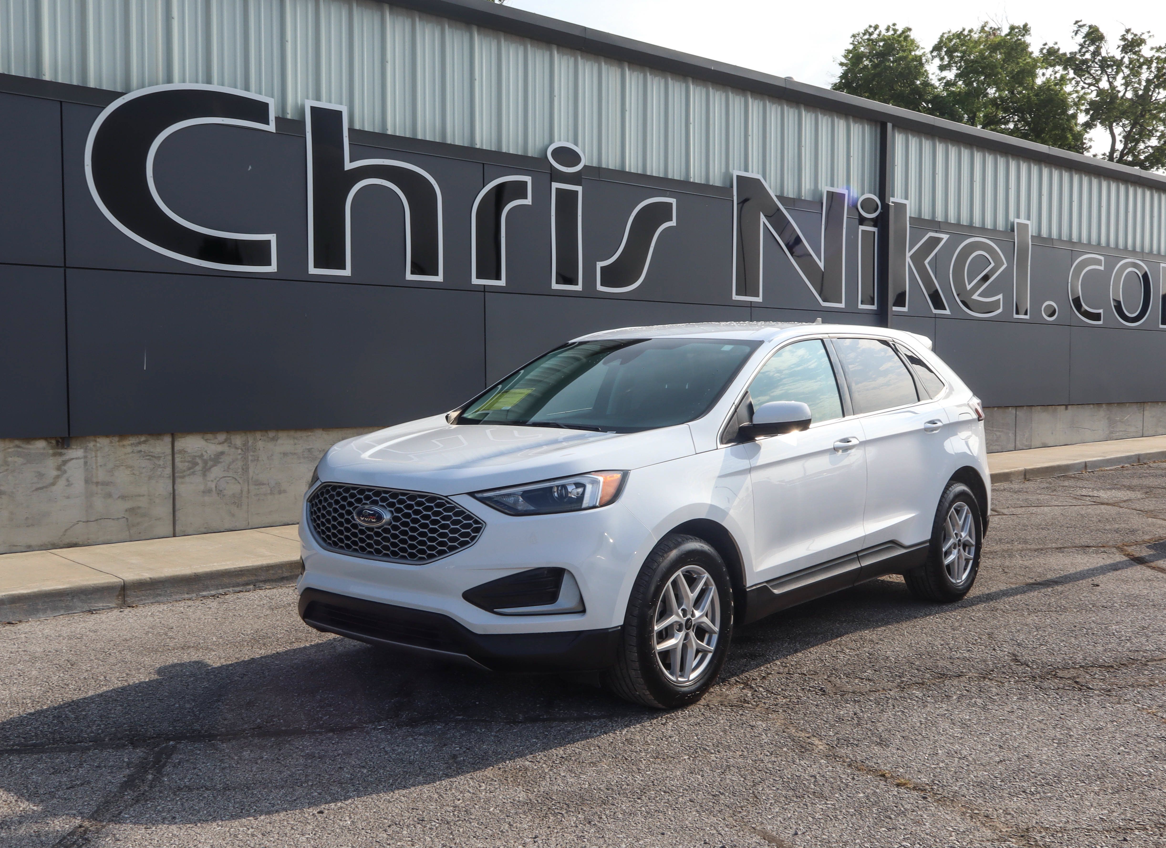 Used 2024 Ford Edge SEL AWD/4WD image 1