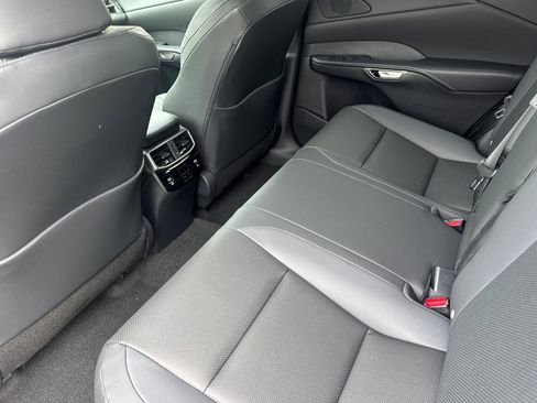 New 2026 Lexus RX 350h AWD/4WD image 12