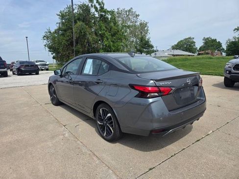Used 2024 Nissan Versa SR FWD image 6