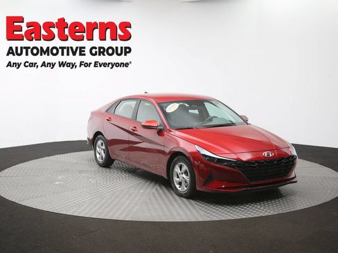 Used 2023 Hyundai Elantra SE w/ Cargo Package FWD image 49