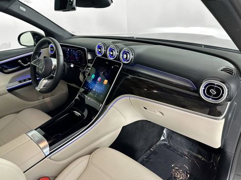 Used 2026 Mercedes-Benz GLC 300 4MATIC image 30
