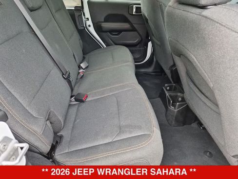Used 2026 Jeep Wrangler Unlimited Sahara AWD/4WD image 19