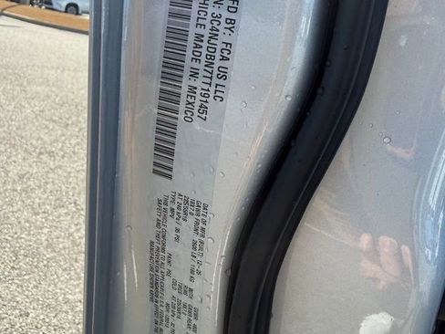 New 2026 Jeep Compass Latitude image 29