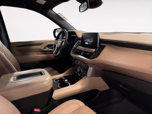 Used 2024 Chevrolet Tahoe Premier image 9