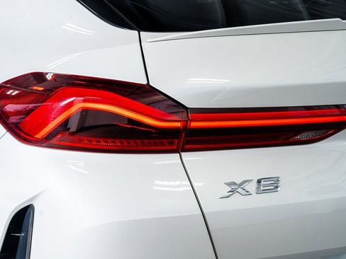 Used 2020 BMW X6 xDrive40i w/ M Sport Package image 25