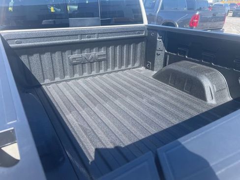 Used 2026 GMC Sierra 1500 Denali image 8