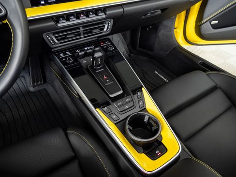 Certified 2023 Porsche 911 Carrera 4S AWD/4WD image 18