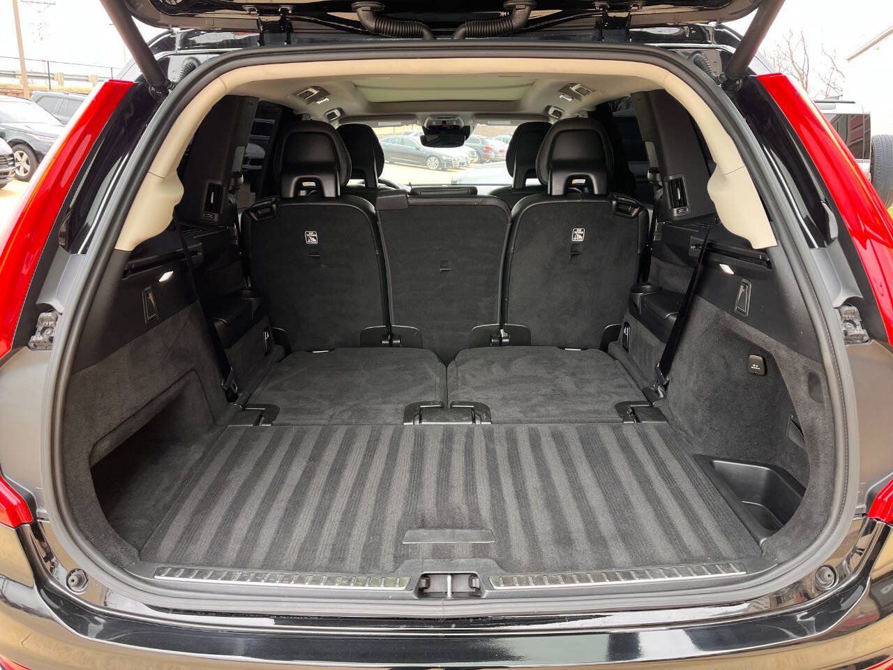 Used 2022 Volvo XC90 T6 Momentum w/ Climate Package AWD/4WD image 22