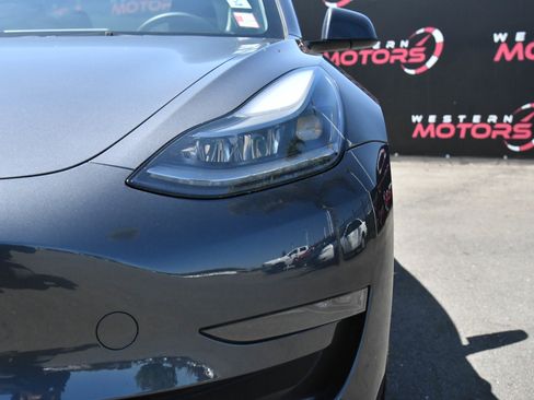 Used 2023 Tesla Model 3 Standard Range image 11