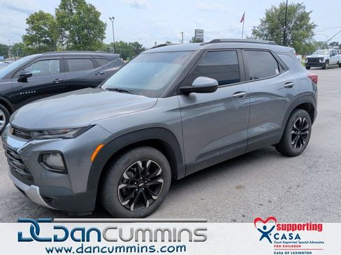 Used 2021 Chevrolet TrailBlazer LT FWD image 1