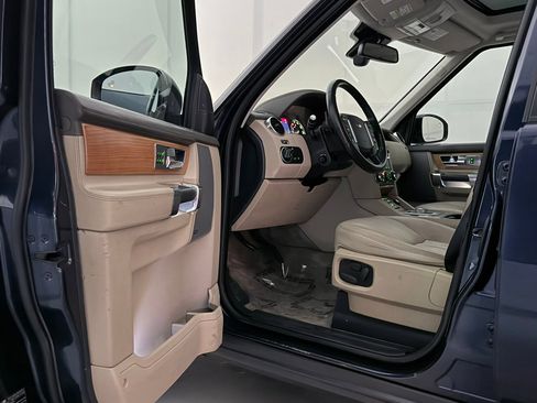 Used 2014 Land Rover LR4 HSE LUX image 16
