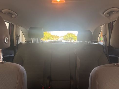 Used 2020 Kia Sorento LX w/ LX I4 Convenience Package image 16