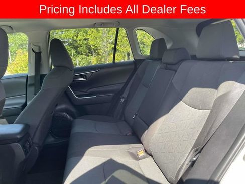 Used 2024 Toyota RAV4 XLE w/ Convenience Package AWD/4WD image 17