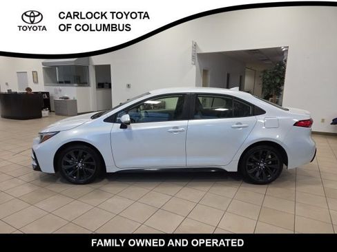 Used 2026 Toyota Corolla SE FWD image 1