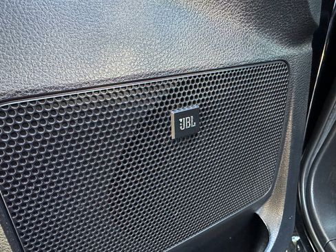 Used 2020 Toyota Tundra Platinum image 11