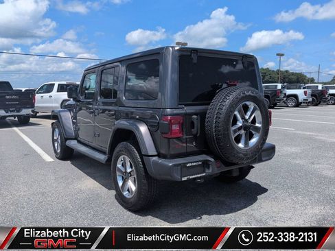 Used 2020 Jeep Wrangler Unlimited Sahara AWD/4WD image 9