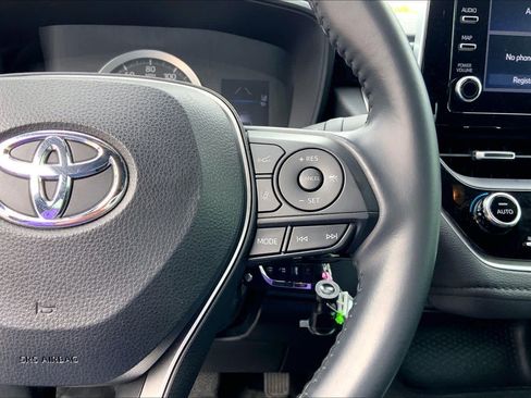 Used 2020 Toyota Corolla SE FWD image 25