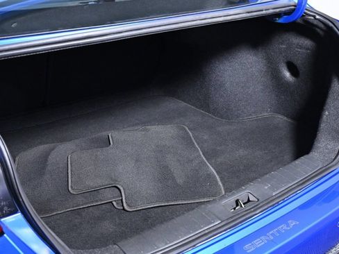 Certified 2022 Nissan Sentra SR FWD image 33