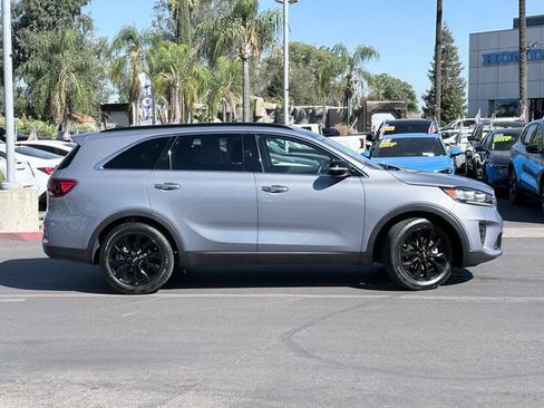 Used 2020 Kia Sorento S FWD image 4
