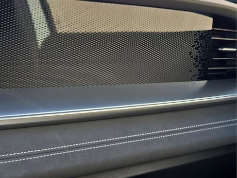 New 2026 Volkswagen Tiguan SE R-Line FWD image 21