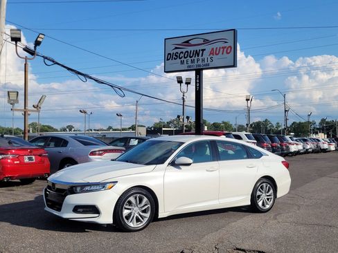Used 2018 Honda Accord LX image 1
