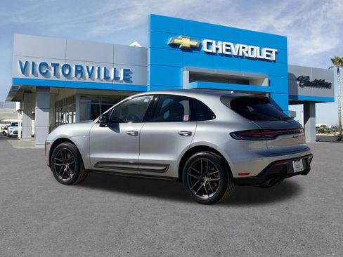 Used 2023 Porsche Macan image 6