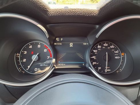 Used 2023 Alfa Romeo Stelvio Ti AWD/4WD image 36
