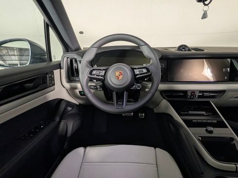New 2026 Porsche Cayenne S AWD/4WD image 21