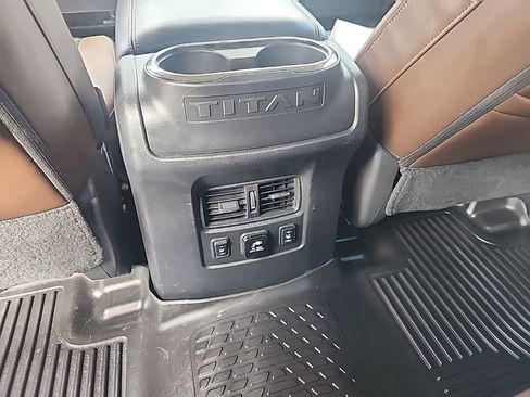 Used 2017 Nissan Titan Platinum Reserve AWD/4WD image 15