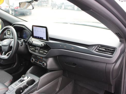 Used 2025 Ford Escape ST-Line FWD image 28