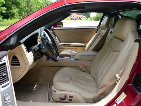 Used 2007 Cadillac XLR V RWD image 22