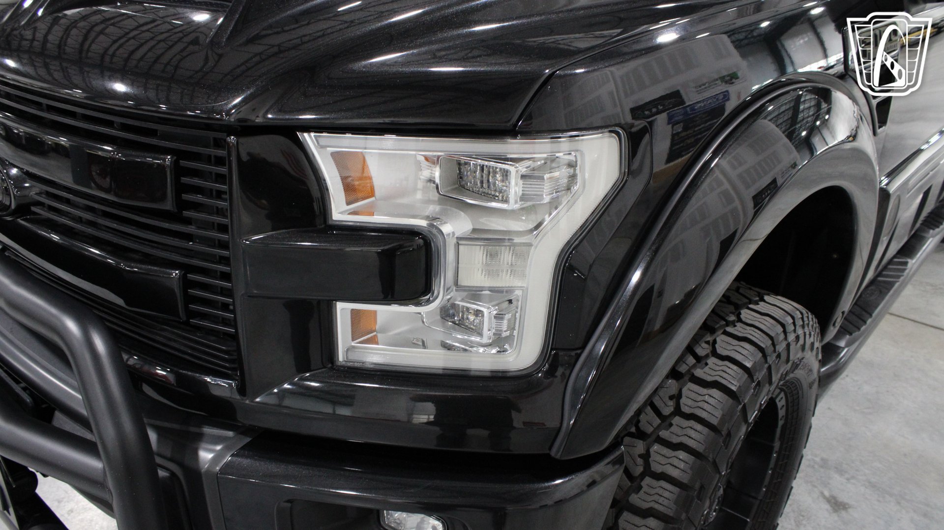 Used 2015 Ford F150 Lariat w/ Equipment Group 502A Luxury AWD/4WD image 30