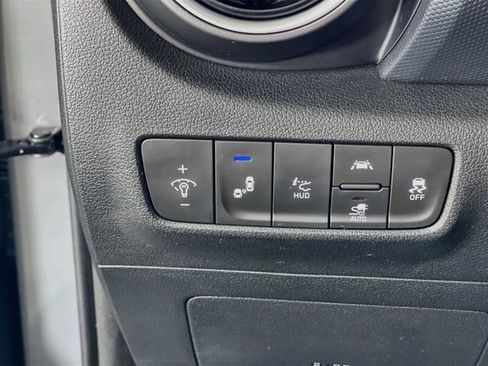 Used 2021 Hyundai Kona Ultimate FWD image 11