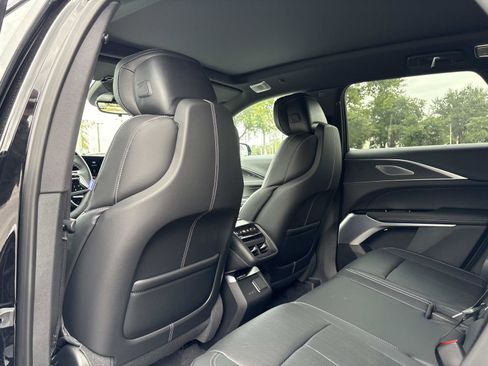 New 2026 Cadillac Lyriq V w/ LPO, Floor Liner Package image 13