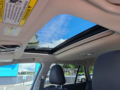 Certified 2025 Subaru Outback Limited AWD/4WD image 19