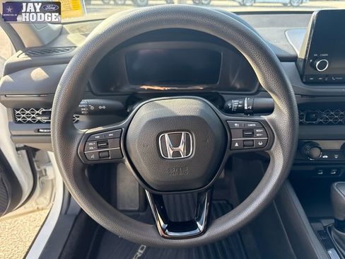 Used 2023 Honda Accord LX image 15